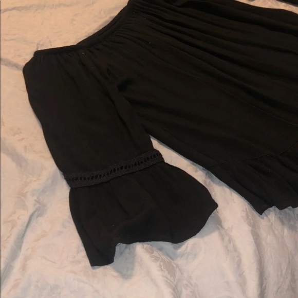 Off the shoulder blouse - Picture 3 of 3